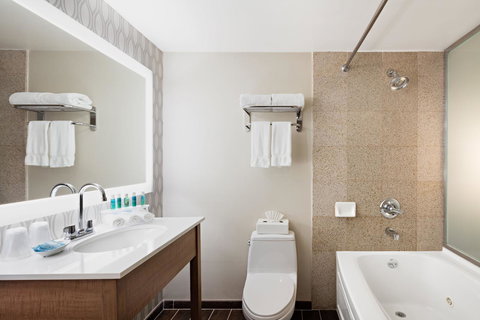 Holiday Inn Express Brooklyn - Adwords Guide 23