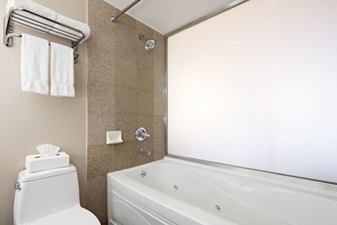 Holiday Inn Express Brooklyn - Adwords Guide 9