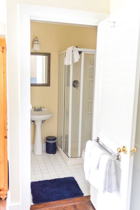 Gansett Green Manor - Adwords Guide 1