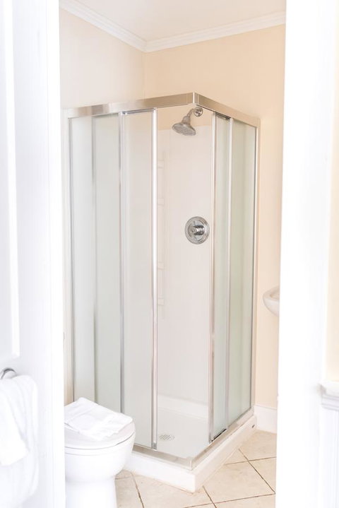 Gansett Green Manor - Adwords Guide 3