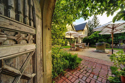 The Baker House 1650 - Adwords Guide 27