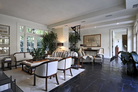 The Baker House 1650 - Adwords Guide 37