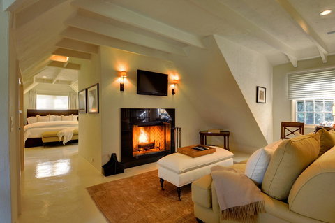 The Baker House 1650 - Adwords Guide 44