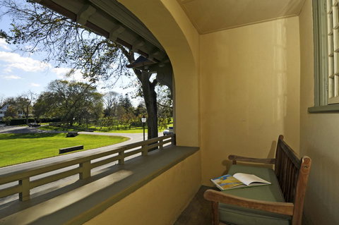 The Baker House 1650 - Adwords Guide 36