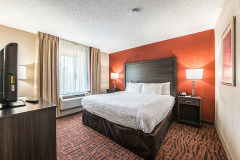 CLARION INN AND SUITES LAKE NORMAN - Adwords Guide 11