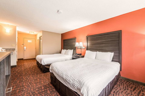 CLARION INN AND SUITES LAKE NORMAN - Adwords Guide 17