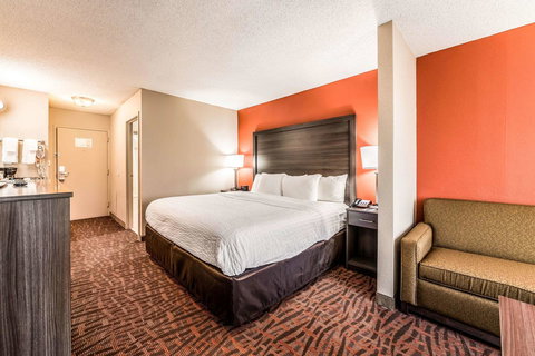 CLARION INN AND SUITES LAKE NORMAN - Adwords Guide 38