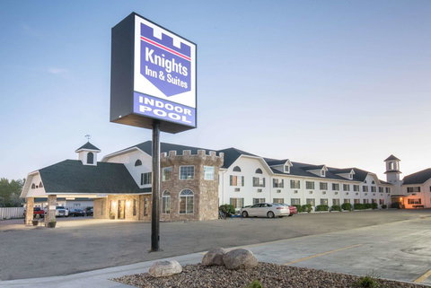 Knights Inn And Suites - Grand Forks - Adwords Guide 7
