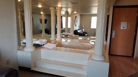 Knights Inn And Suites - Grand Forks - Adwords Guide 44