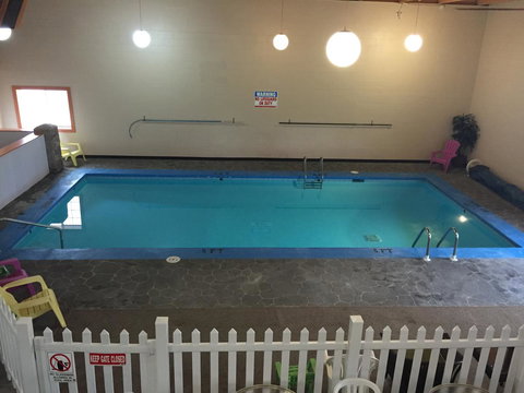 Knights Inn And Suites - Grand Forks - Adwords Guide 16