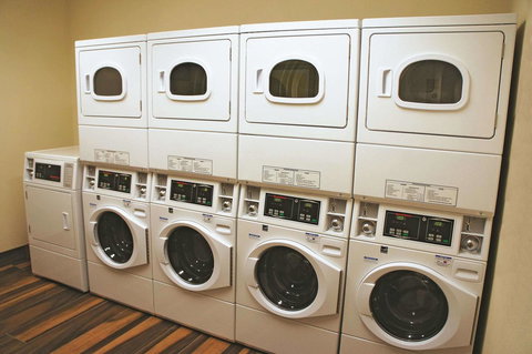 La Quinta By Wyndham Grand Forks - Adwords Guide 33