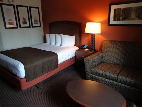 AmericInn By Wyndham Grand Forks - Adwords Guide 43