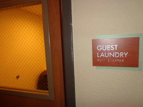 AmericInn By Wyndham Grand Forks - Adwords Guide 37