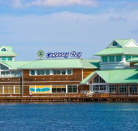 Cedar Point Castaway Bay Indoor Water Park