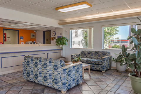 Motel 6 Redmond - Adwords Guide 8