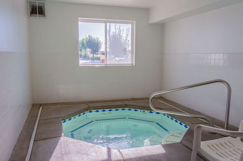 Motel 6 Redmond - Adwords Guide 2