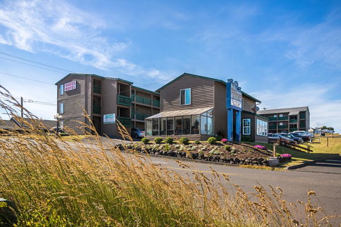 The Waves Hotel - Adwords Guide 8