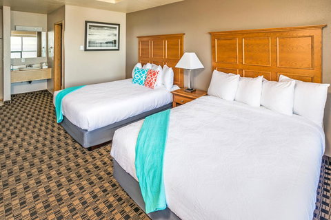 The Waves Hotel - Adwords Guide 11