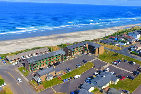 The Waves Hotel - Adwords Guide 0