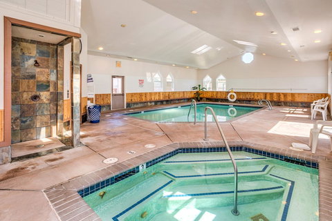 The Waves Hotel - Adwords Guide 5