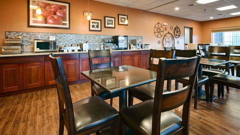 Best Western Plus Rama Inn - Adwords Guide 24