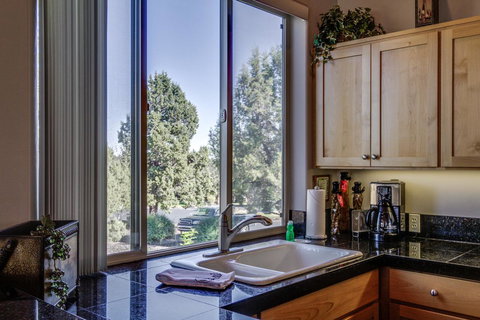 Eagle Crest Family Retreat - Adwords Guide 16