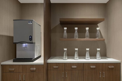 AC Hotel By Marriott Pittsburgh Downtown - Adwords Guide 38