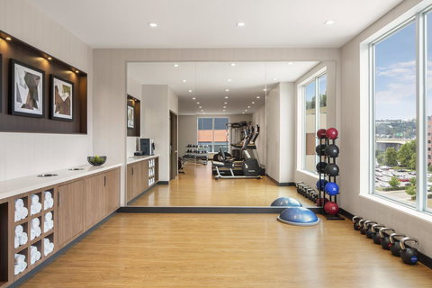 AC Hotel By Marriott Pittsburgh Downtown - Adwords Guide 42