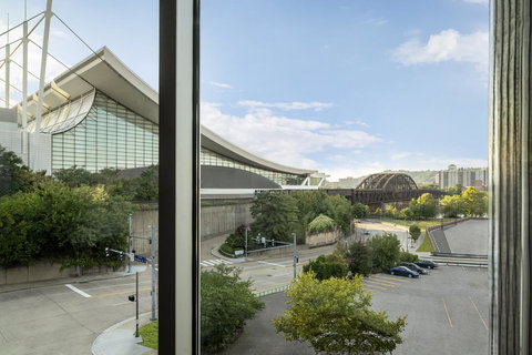 AC Hotel By Marriott Pittsburgh Downtown - Adwords Guide 36