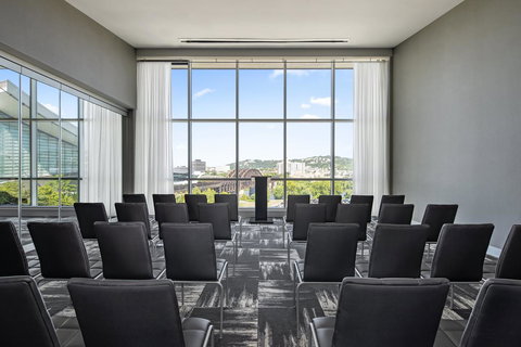 AC Hotel By Marriott Pittsburgh Downtown - Adwords Guide 44