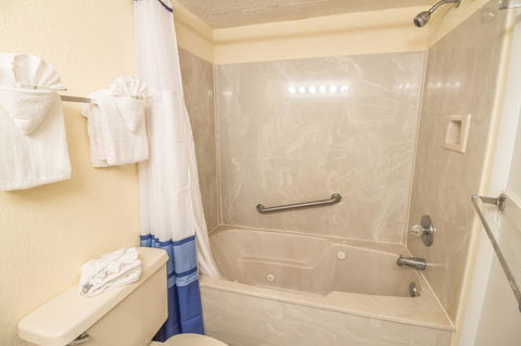 Yachtsman Oceanfront Resort - Adwords Guide 3