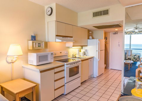 Yachtsman Oceanfront Resort - Adwords Guide 27