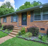 12 South/Melrose Cottage Oasis