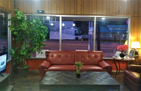 East Side Motel - Adwords Guide 2