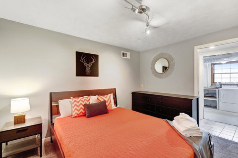 East Nashville Dream - Adwords Guide 12