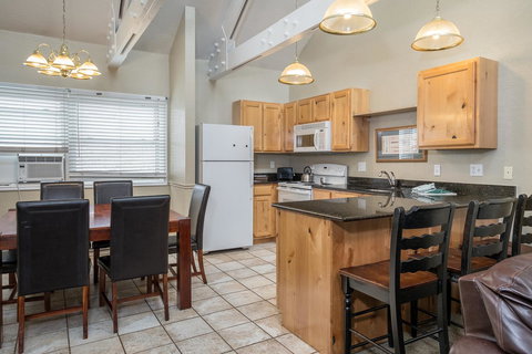 Sweetwater Lift Lodge - Adwords Guide 14