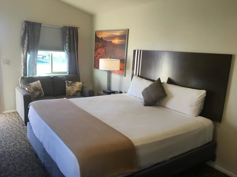 Mountain Ridge Cabins & Lodging - Adwords Guide 16