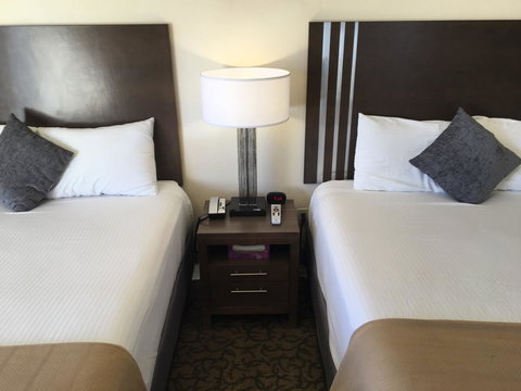 Mountain Ridge Cabins & Lodging - Adwords Guide 22