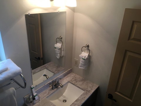 Mountain Ridge Cabins & Lodging - Adwords Guide 10