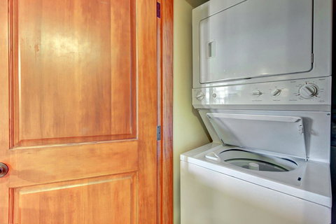 Eagle Springs East 305: House Sparrow Suite - Adwords Guide 21