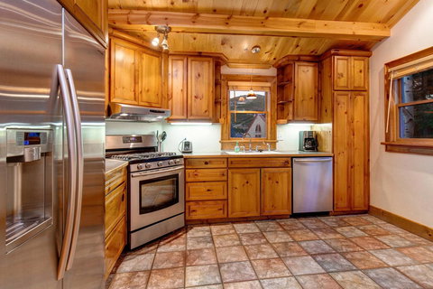 Abode At Silver Mountain - Adwords Guide 7