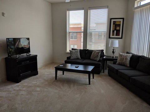 Loudoun Station Apartments - Adwords Guide 0