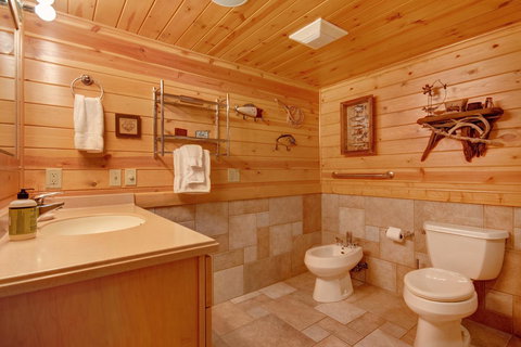 Eagle River Lodge - Adwords Guide 23