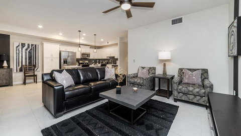 4741 Clock Tower Drive 102 - Adwords Guide 1