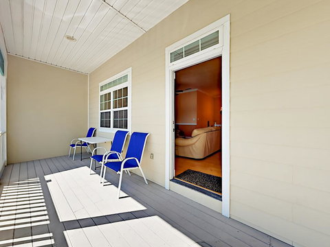 104 B East Sunny Isles Drive Home - Adwords Guide 2