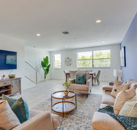 1405 Luxury Townhouse 3bed  4bath 3 miles to the beach