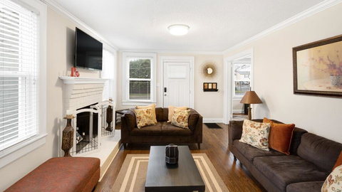 3BR At Beal Street - Adwords Guide 2