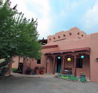 610 Sabeta Drive home