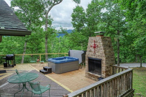 A Southern Point Of View - 3 Bedrooms, 2 Baths, Sleeps 8 Cabin - Adwords Guide 1