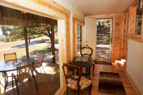 A Treehouse Retreat - Adwords Guide 2